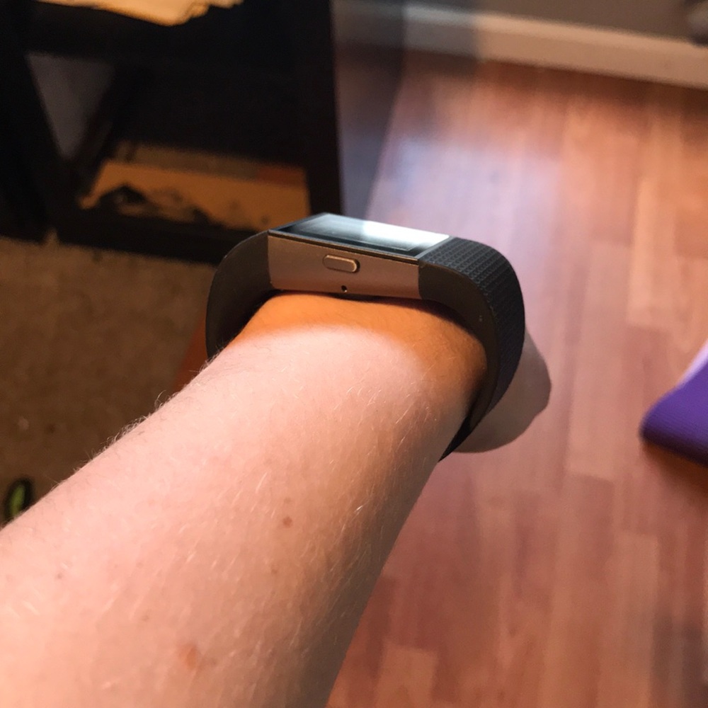 Fitbit Surge - Picture 7 of 8